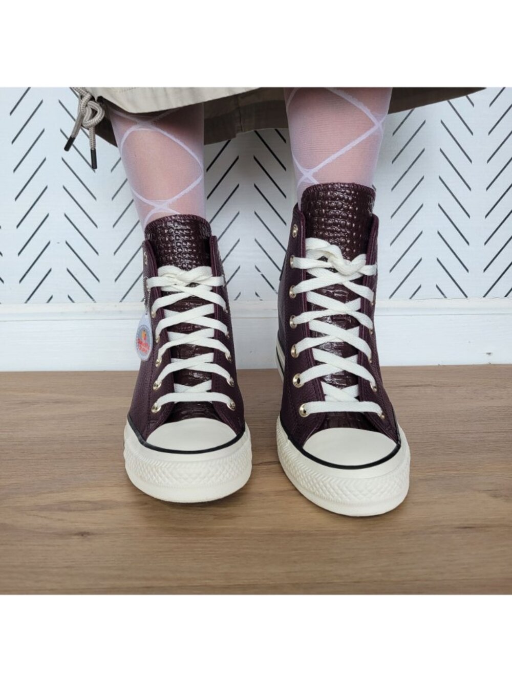 ✨✨Converse Chuck Taylor All Star Wedge Leather 7 Womens Shoes Burgundy A12349C - Picture 3 of 12